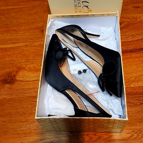 Jewel Badgley Mischka - Picture 8 of 8